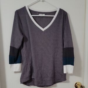 Maurices Waffle Knit Gray Knit Top Size M